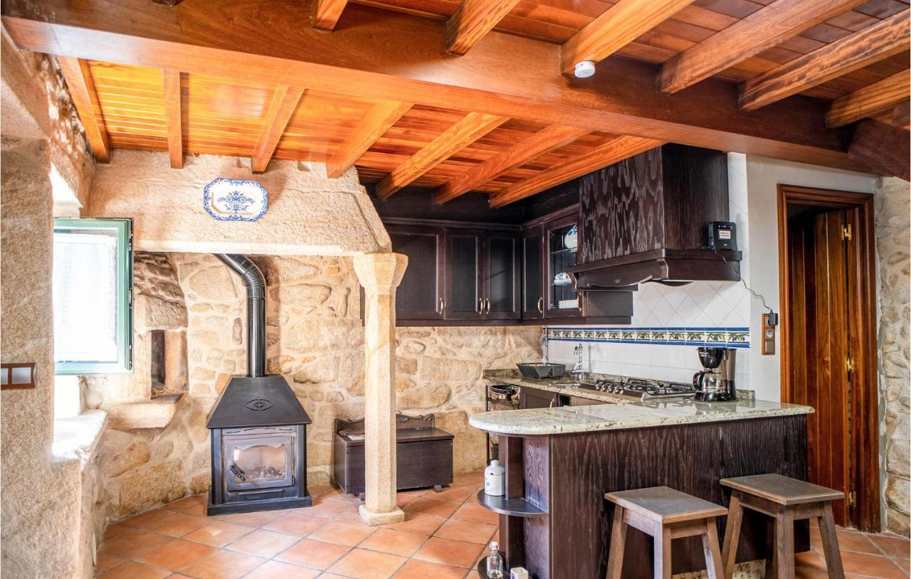 2 Bedroom Amazing Home In Мурос Экстерьер фото